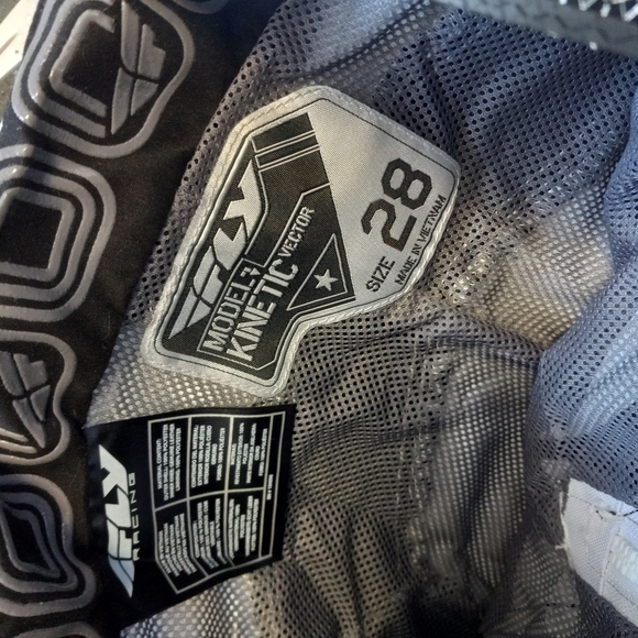 Fly Racing Kinetic Vector Race Pants Black/White/Gray Adult Size 28 Nwt - Picture 6 of 14